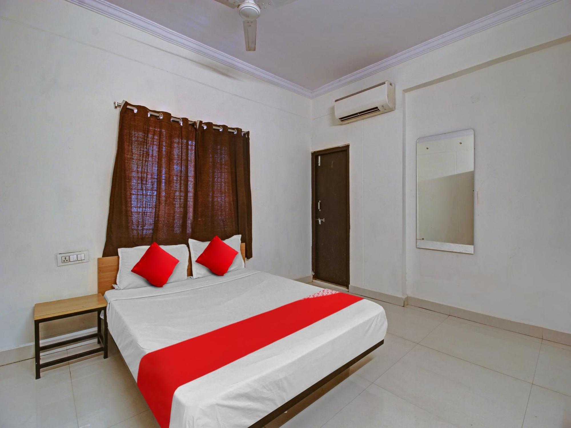 Hotel O Svr Silver Key Lingampalli Ngoại thất bức ảnh