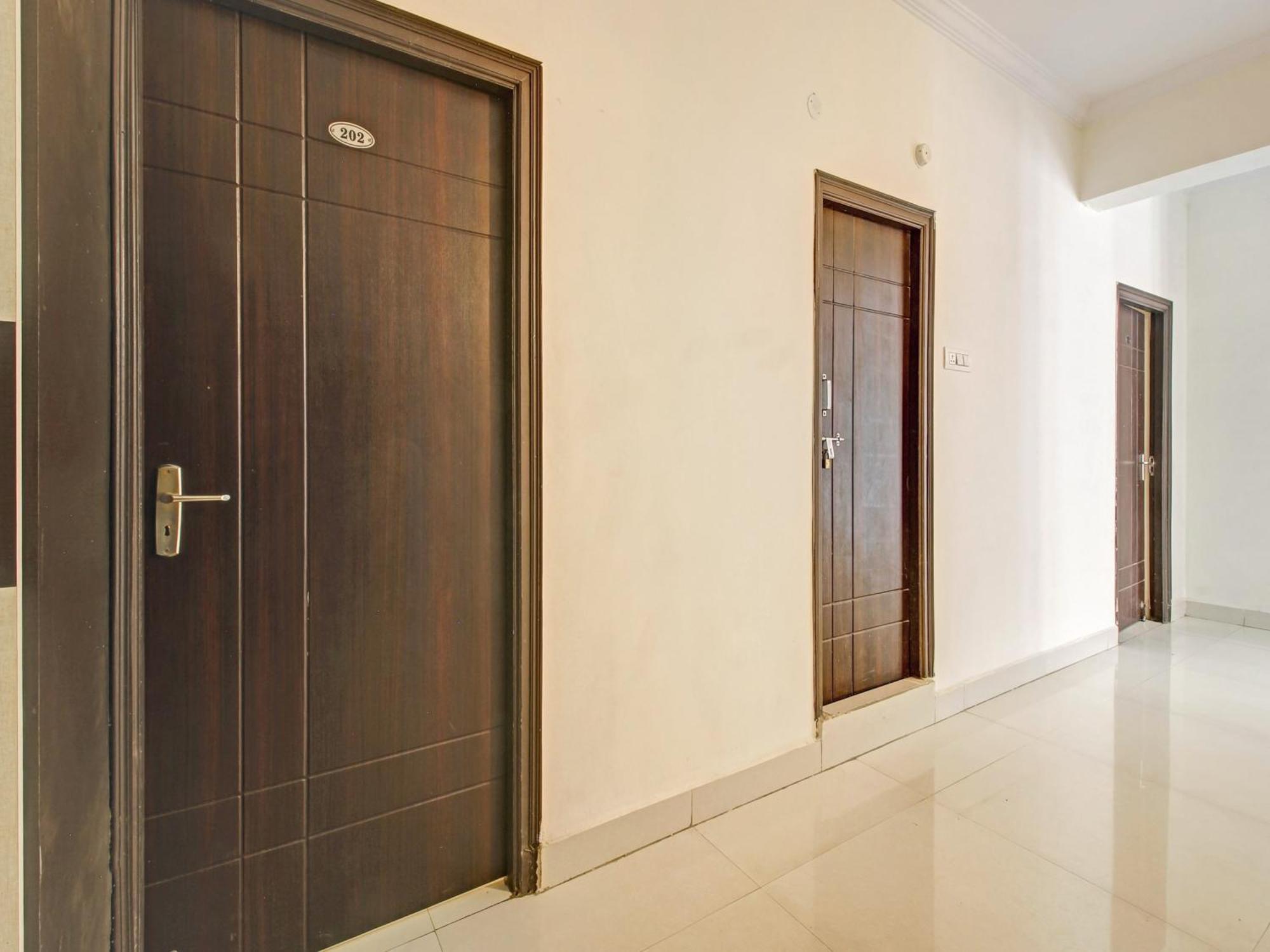 Hotel O Svr Silver Key Lingampalli Ngoại thất bức ảnh