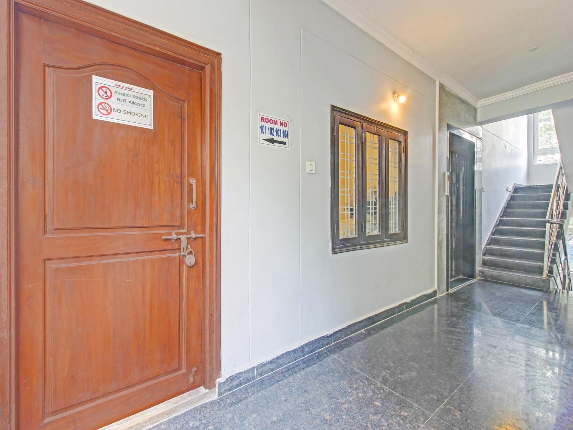 Hotel O Svr Silver Key Lingampalli Ngoại thất bức ảnh