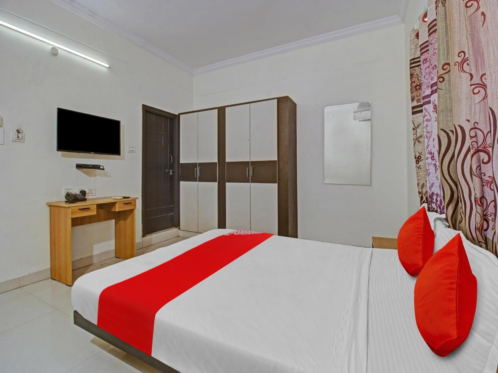 Hotel O Svr Silver Key Lingampalli Ngoại thất bức ảnh